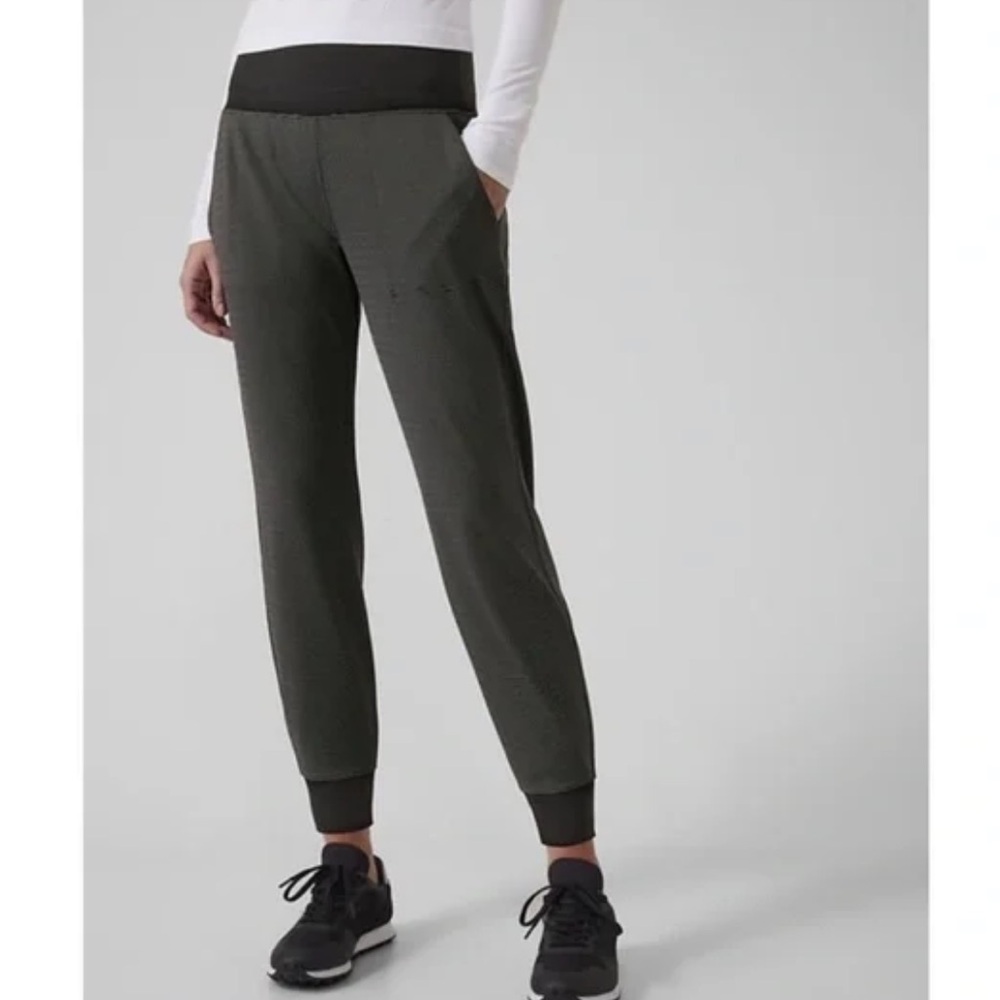 Athleta Venice Textured Jogger In Wavy Dash Black SW1647 Size S Petite